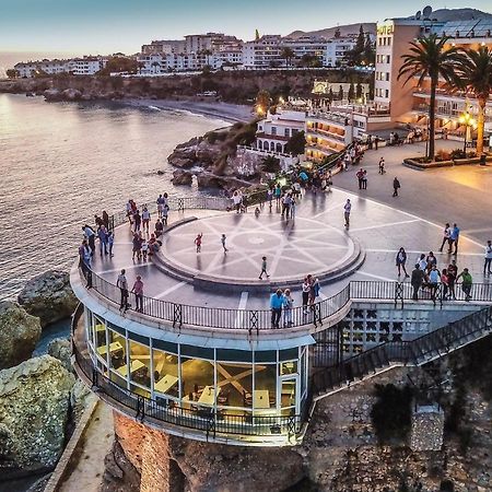 Loft Moderno Y Acogedor Centrico Y Silecioso Lejlighed Nerja Eksteriør billede